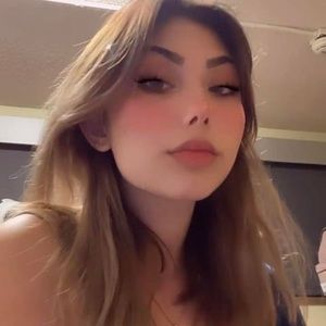 Meet your Posher, Elle